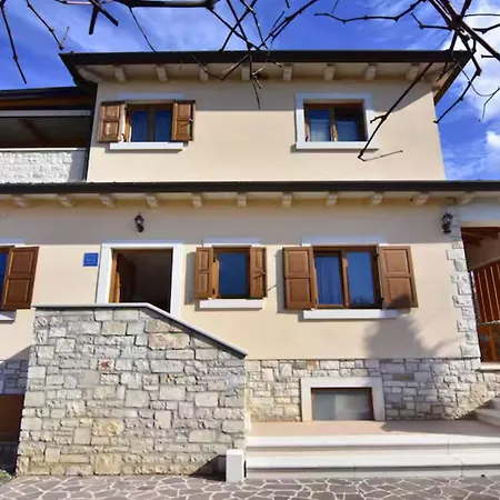 Appartement Flat With Shared Pool In *