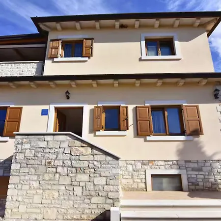 Flat With Shared Pool In Fiorini